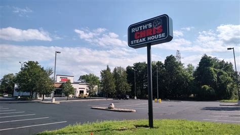 Ruth's Chris sets tentative opening date in Colonie